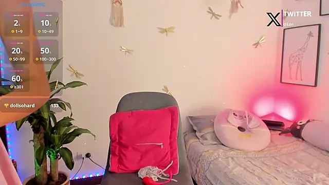 princessluna 19 online show from 03/23/26, 07:40