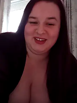Snapshot of Curvaceouscarla chatting on 11/04/25, 02:49 Curvaceouscarla online show from 11/04/25, 02:49