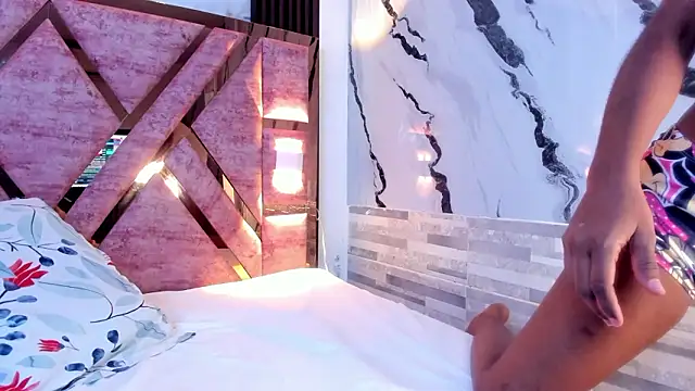 kandy bronw online show from 03/26/26, 02:06