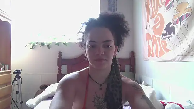 Snapshot of CamillyBlum chatting on 04/01/26, 05:10 CamillyBlum online show from 04/01/26, 05:10