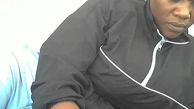 sexythae32 online show from 09/17/25, 12:29