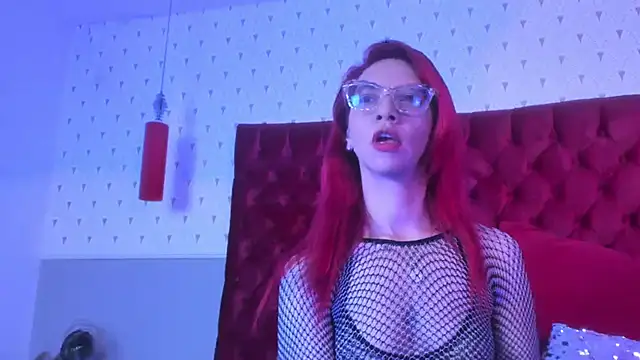 Snapshot of GyaCarpenti chatting on 11/22/25, 02:32 GyaCarpenti online show from 11/22/25, 02:32