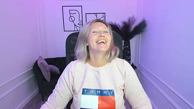 NinaStarle online show from 09/11/25, 04:34