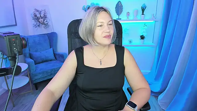 NinaStarle online show from 09/25/25, 04:38