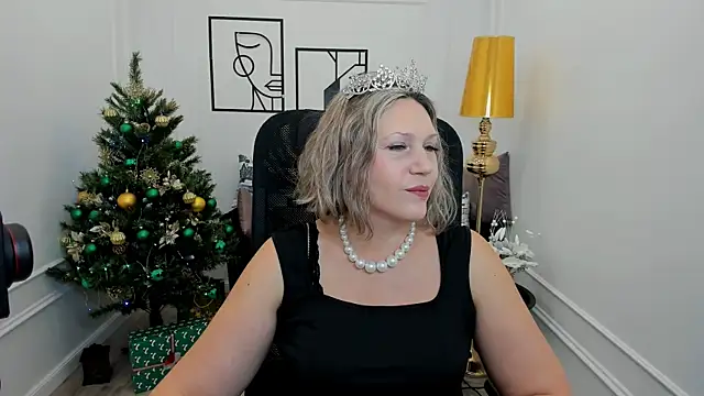 NinaStarle online show from 12/18/25, 11:38