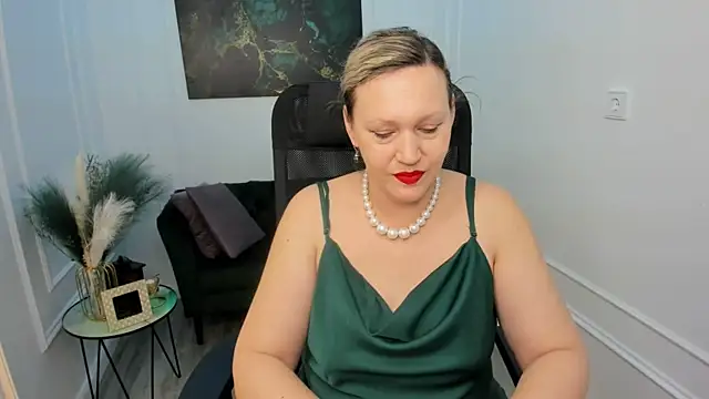 NinaStarle online show from 04/09/26, 04:34