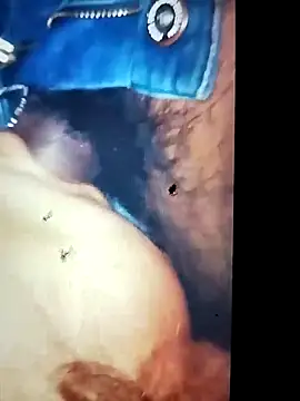 Snapshot of perrotjuui97 chatting on 04/12/26, 10:53 perrotjuui97 online show from 04/12/26, 10:53