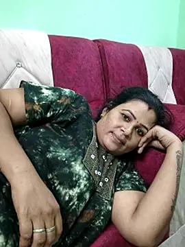 Snapshot of tamilaruvi chatting on 05/01/26, 07:51 tamilaruvi online show from 05/01/26, 07:51