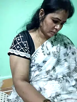 Snapshot of tamilaruvi chatting on 05/10/26, 07:41 tamilaruvi online show from 05/10/26, 07:41