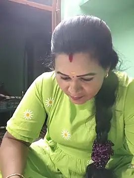 Snapshot of tamilaruvi chatting on 06/20/26, 02:31 tamilaruvi online show from 06/20/26, 02:31