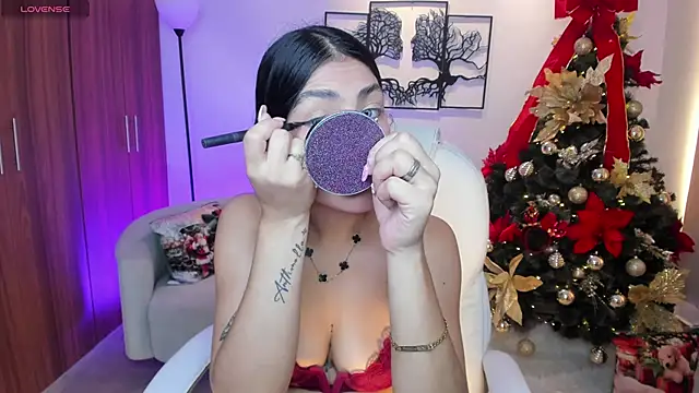 Snapshot of dafne_hills chatting on 12/03/25, 07:34 dafne hills online show from 12/03/25, 07:34