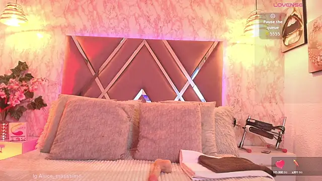 Aliice1  online show from 10/04/25, 08:40