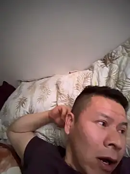 Snapshot of Manu0586 chatting on 11/10/25, 06:40 Manu0586 online show from 11/10/25, 06:40