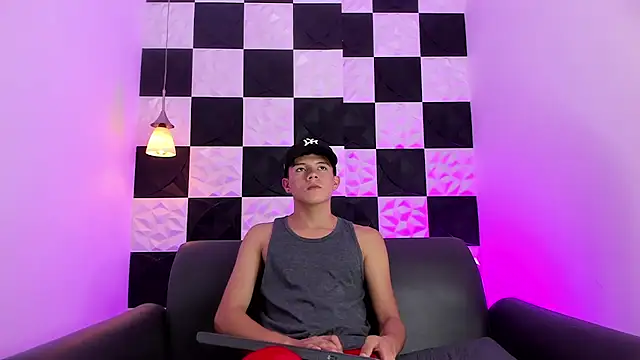 AndyFame1 online show from 10/08/25, 06:38