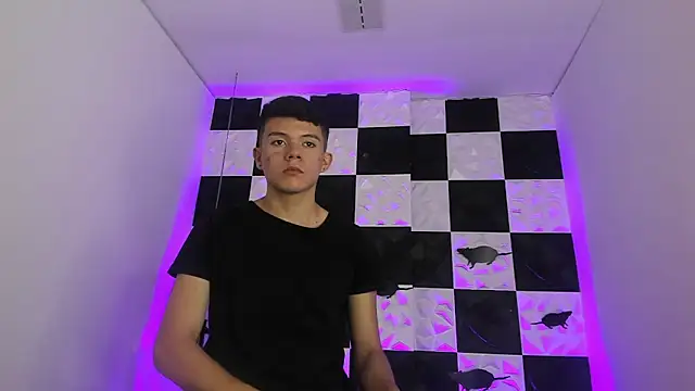 AndyFame1 online show from 10/16/25, 07:04