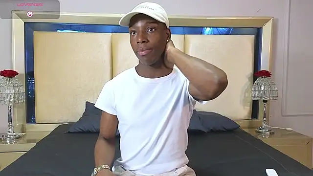 Snapshot of CharlesBrown_ chatting on 03/14/26, 03:39 CharlesBrown online show from 03/14/26, 03:39