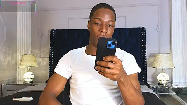 Snapshot of CharlesBrown_ chatting on 03/31/26, 03:12 CharlesBrown online show from 03/31/26, 03:12