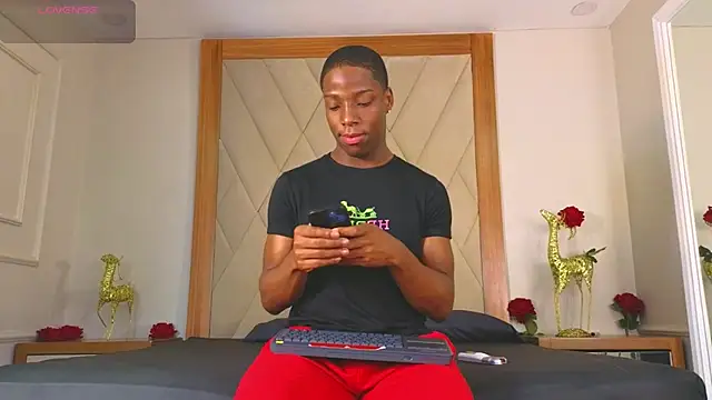 Snapshot of CharlesBrown_ chatting on 06/20/26, 01:58 CharlesBrown online show from 06/20/26, 01:58