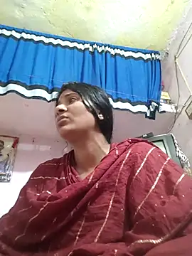 Snapshot of couple_71 chatting on 03/21/26, 02:20 couple 71 online show from 03/21/26, 02:20