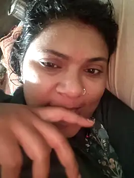 Snapshot of couple_71 chatting on 04/08/26, 03:50 couple 71 online show from 04/08/26, 03:50