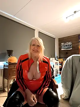 Snapshot of SexyKato001 chatting on 10/23/25, 09:19 SexyKato001 online show from 10/23/25, 09:19