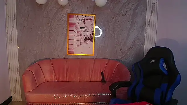 mady0619 ch online show from 10/01/25, 11:11