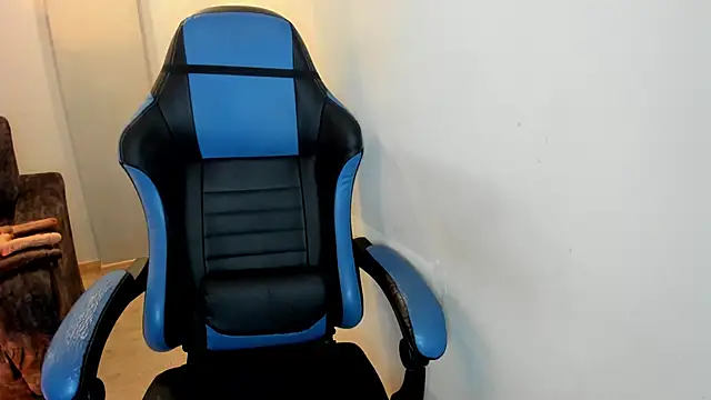 Scarbadgirl  online show from 12/20/25, 04:08