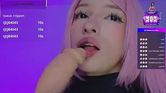 Snapshot of Moonlightt_21 chatting on 11/09/25, 07:23 Moonlightt 21 online show from 11/09/25, 07:23