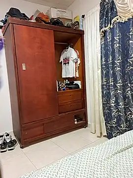 VikysDavis online show from 10/09/25, 03:04