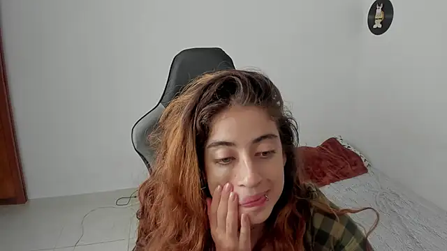 Snapshot of star_shooting8 chatting on 02/13/26, 09:00 star shooting8 online show from 02/13/26, 09:00