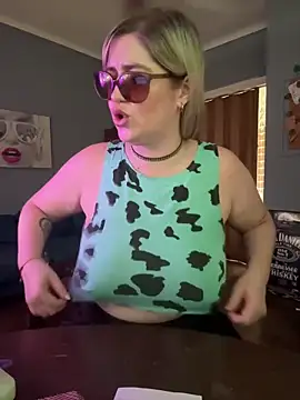 Granlady7 online show from 02/02/26, 03:22