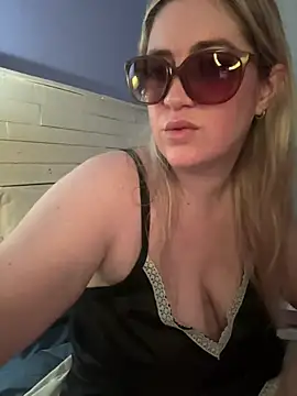 Granlady7 online show from 03/28/26, 05:18