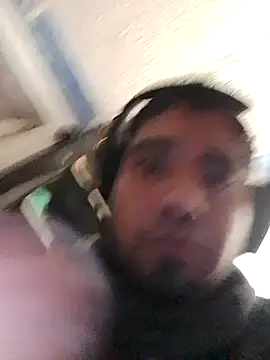 Snapshot of PJameydPattt chatting on 12/05/25, 02:36 PJameydPattt online show from 12/05/25, 02:36