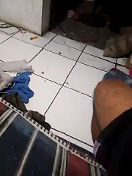 Snapshot of PJameydPattt chatting on 04/14/26, 02:28 PJameydPattt online show from 04/14/26, 02:28