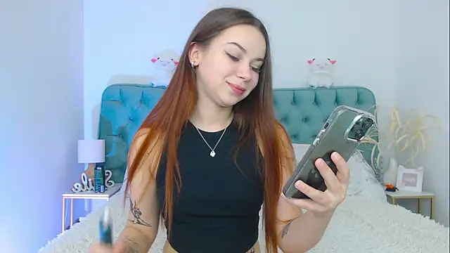 Snapshot of bubblegum1_ chatting on 10/17/25, 09:28 bubblegum1 online show from 10/17/25, 09:28