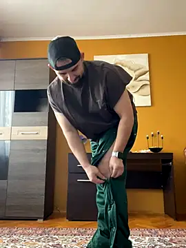 Shots of sperm online show from 10/17/25, 11:35