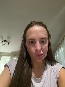 Snapshot of Abidel1 chatting on 05/27/26, 10:45 Abidel1 online show from 05/27/26, 10:45
