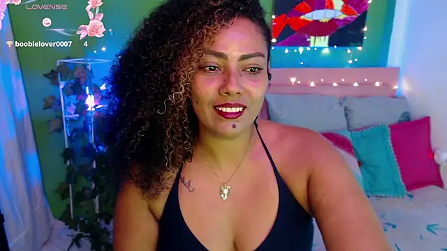 Snapshot of katherinnyazz chatting on 09/12/25, 01:28 katherinnyazz online show from 09/12/25, 01:28