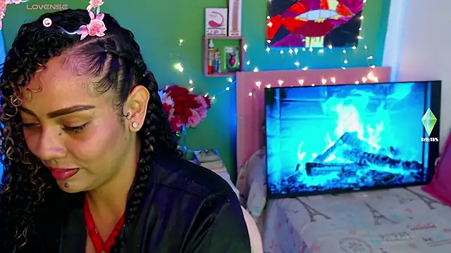 Snapshot of katherinnyazz chatting on 09/21/25, 06:26 katherinnyazz online show from 09/21/25, 06:26