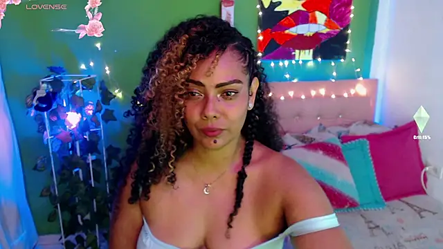 Snapshot of katherinnyazz chatting on 09/22/25, 03:08 katherinnyazz online show from 09/22/25, 03:08