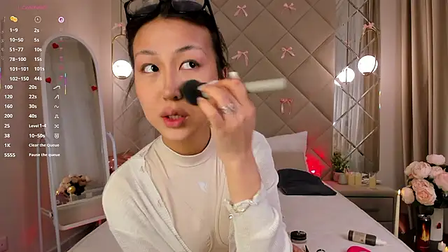 Snapshot of Nelly_Kimm chatting on 03/09/26, 12:58 Nelly Kimm online show from 03/09/26, 12:58