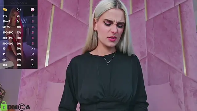 Snapshot of SelenaDaze chatting on 09/28/25, 03:45 SelenaDaze online show from 09/28/25, 03:45