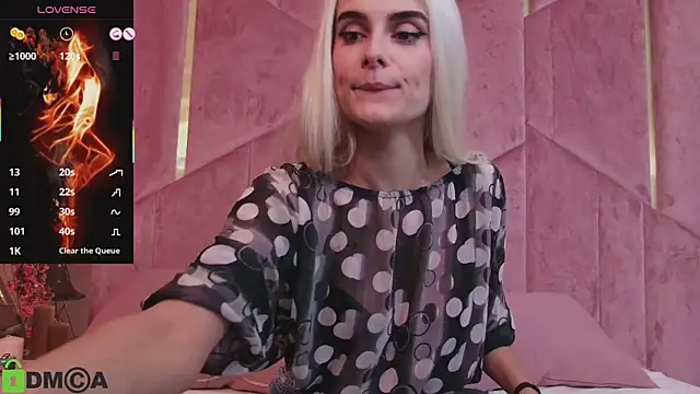 Snapshot of SelenaDaze chatting on 11/29/25, 05:32 SelenaDaze online show from 11/29/25, 05:32