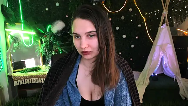 TessaMill online show from 02/15/26, 06:10