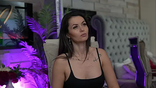 SeductiveMom online show from 12/05/25, 04:21