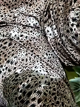 Snapshot of Dassing_strip_couple chatting on 04/05/26, 10:34 Dassing strip couple online show from 04/05/26, 10:34