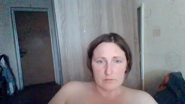 Snapshot of AllaSowinskaya chatting on 07/14/26, 10:32 AllaSowinskaya online show from 07/14/26, 10:32