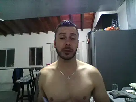 Snapshot of deibyzapata chatting on 11/28/25, 12:46 deibyzapata online show from 11/28/25, 12:46