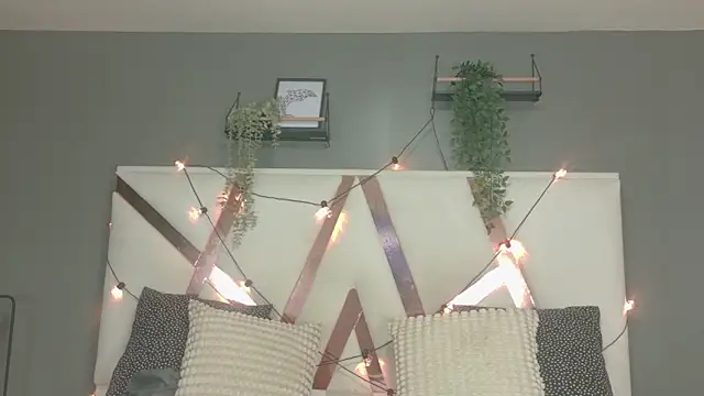 JenaCooper  online show from 04/14/26, 02:50