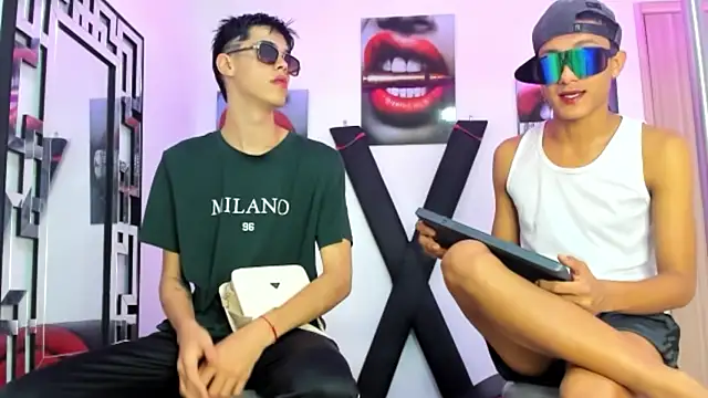 TWINKS FRIENDS online show from 10/18/25, 07:20